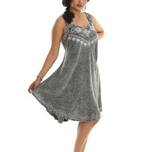 Embroider-Detail V-Neck Sleeveless Dress